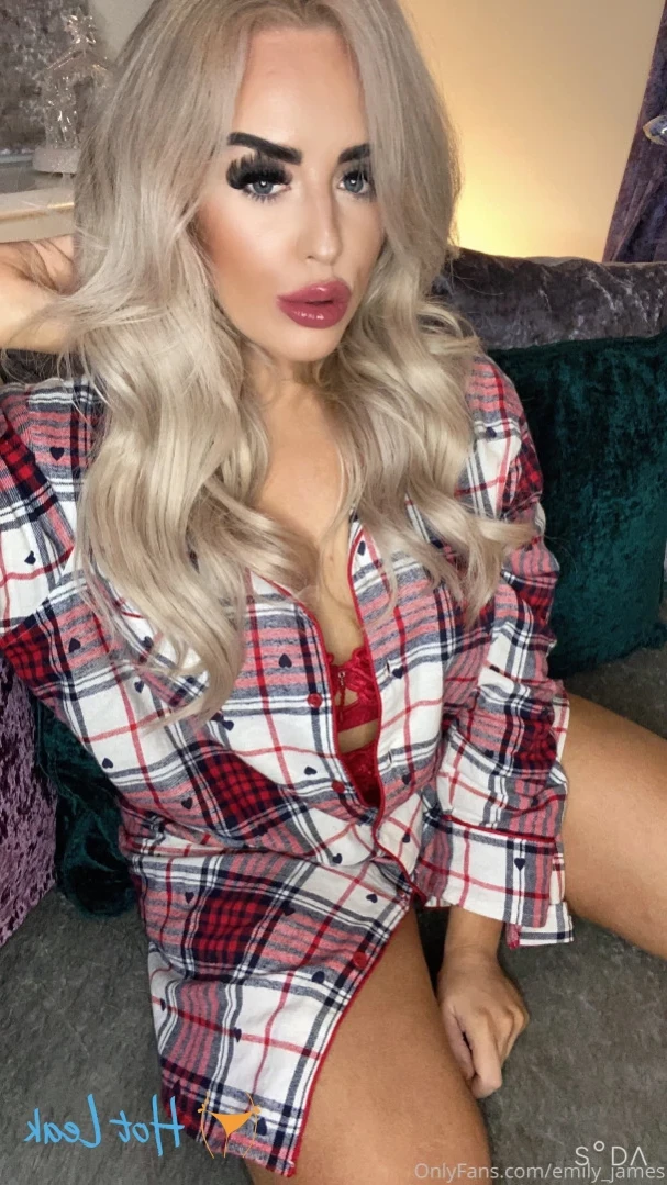 Emily [ emily_james ] Onlyfans leaked photo 14413468 on Hotleaks.tv