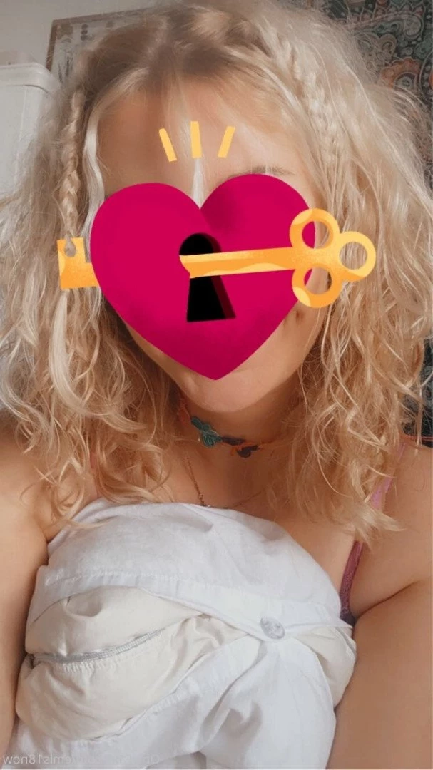 emis18now Onlyfans leaked photo 3355081 on Hotleaks.tv