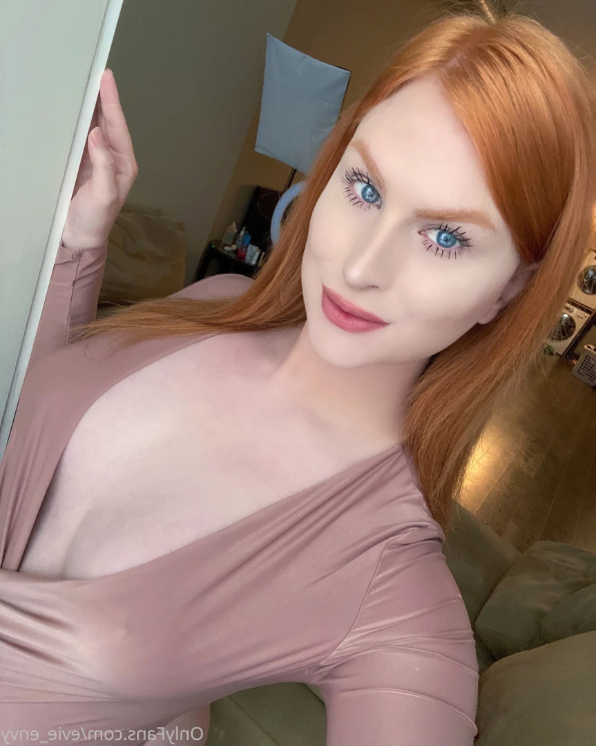 evie_envy Onlyfans leaked photo 13404346 on Hotleaks.tv