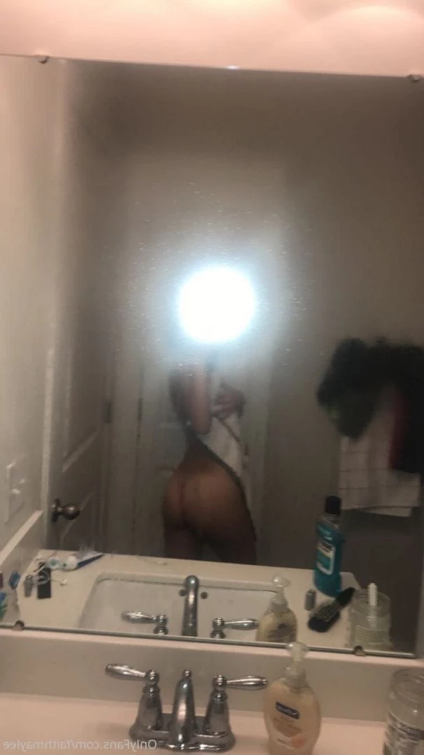F⃣A⃣I⃣T⃣H⃣ 🖤🇧🇷 [ faithstarr111 ] Onlyfans leaked photo 3435697 on Hotleaks.tv