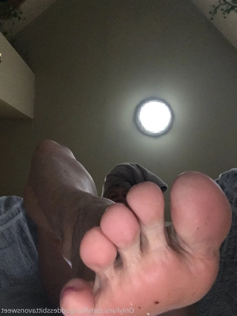 Foot Fetish Goddess Bitta VonSweet feet [ footgoddessbittavonsweet ] Onlyfans leaked photo 3335511 on Hotleaks.tv