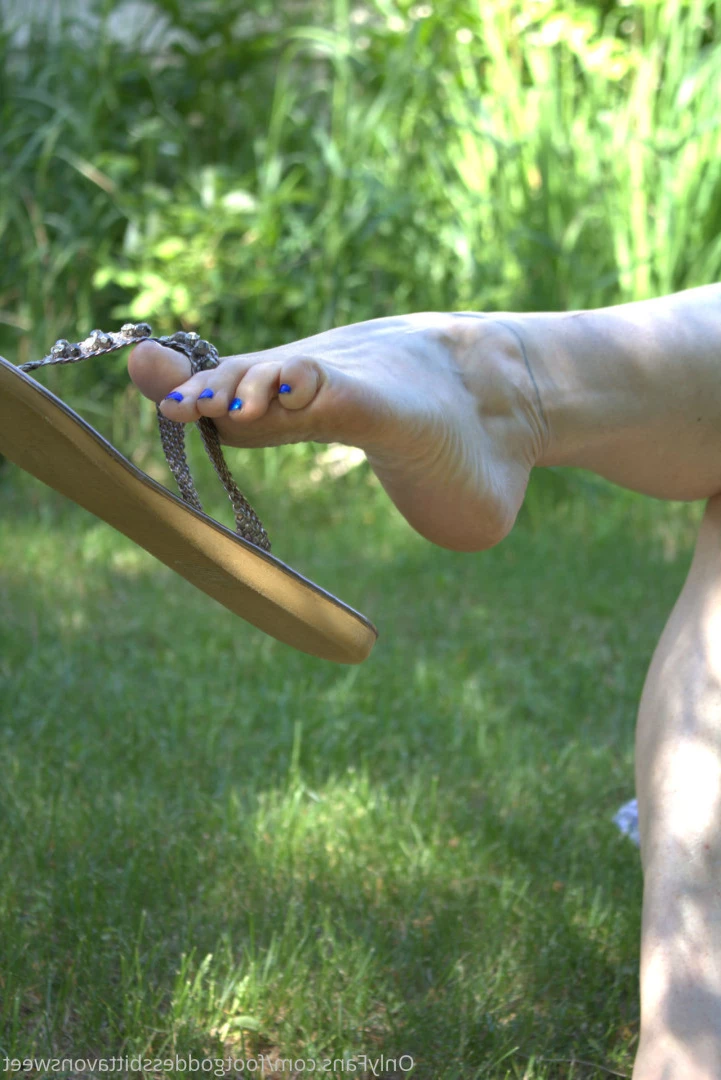 Foot Fetish Goddess Bitta VonSweet feet [ footgoddessbittavonsweet ] Onlyfans leaked photo 5940919 on Hotleaks.tv