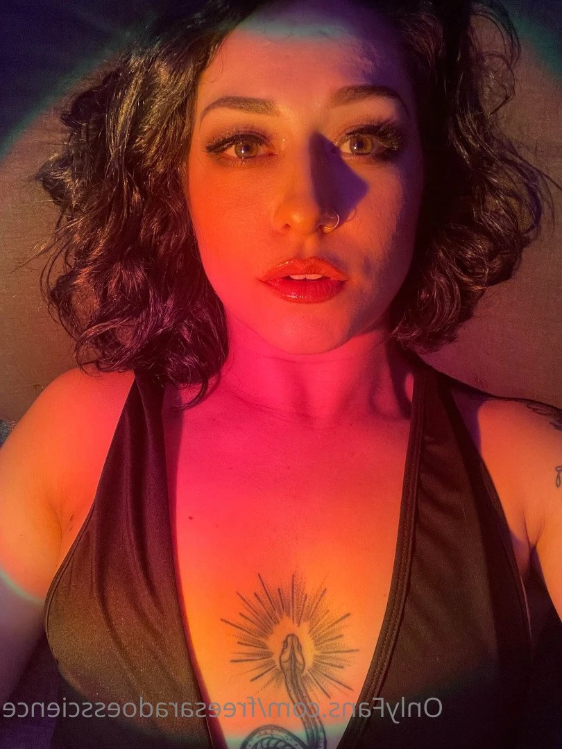 KINK QUEEN [ freesaradoesscience ] Onlyfans leaked photo 4545560 on Hotleaks.tv