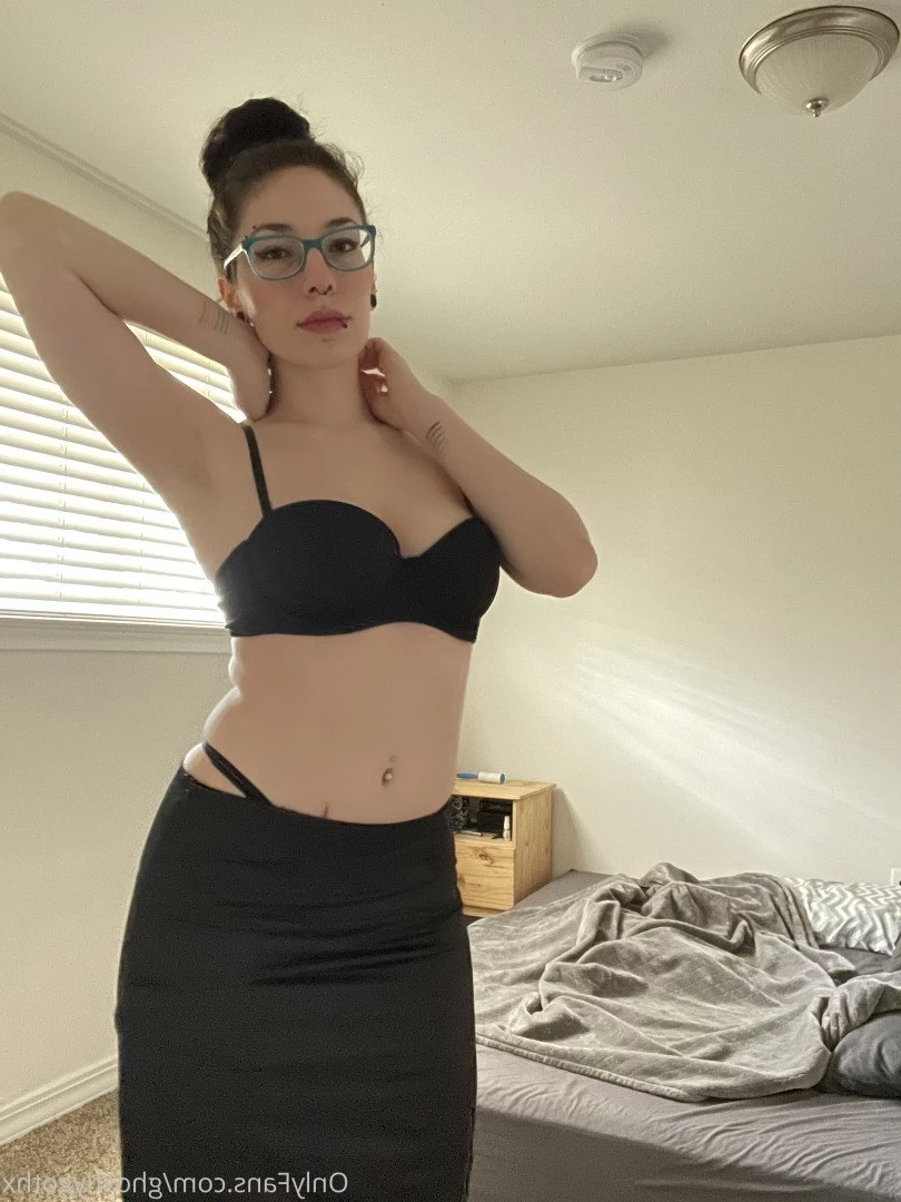 ghostlygothx Onlyfans leaked photo 3644564 on Hotleaks.tv