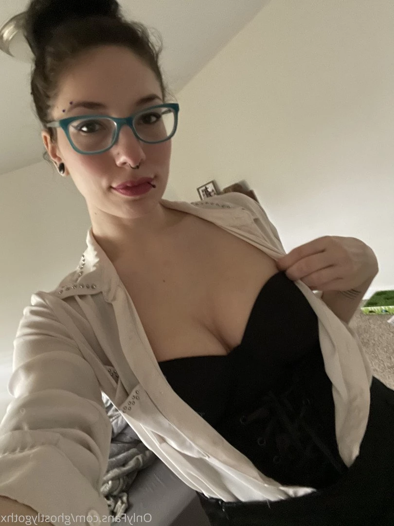ghostlygothx Onlyfans leaked photo 3655111 on Hotleaks.tv