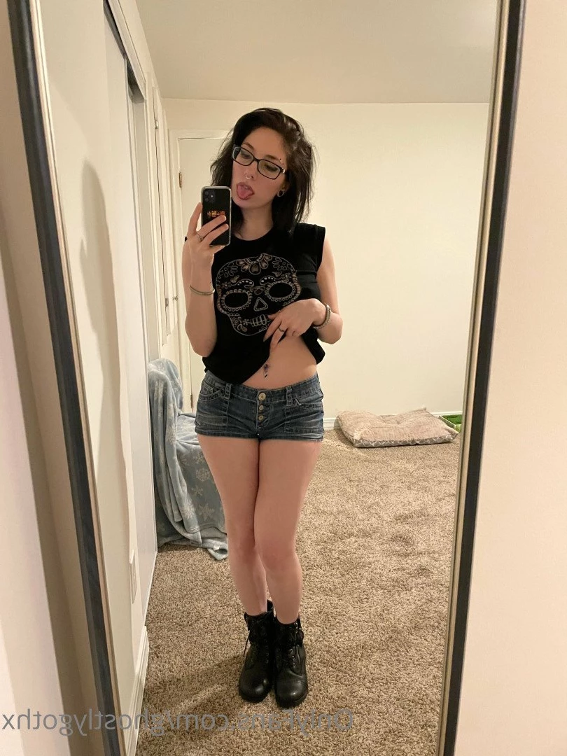 ghostlygothx Onlyfans leaked photo 3684236 on Hotleaks.tv