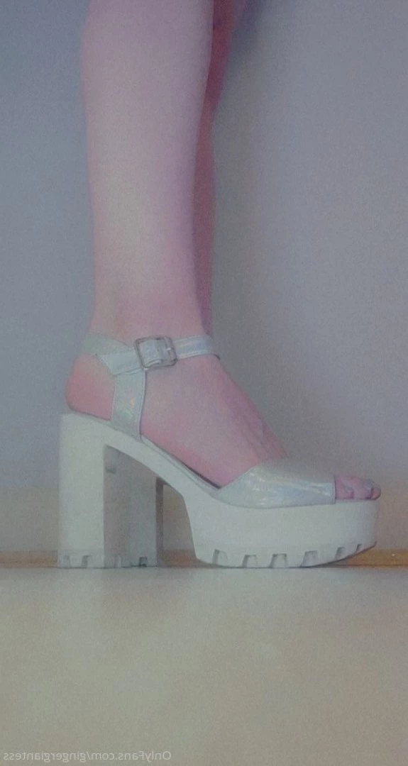 Ginger Giantess💖 [ gingergiantess ] Onlyfans leaked photo 3366300 on Hotleaks.tv