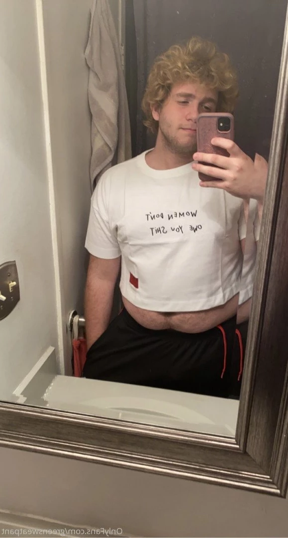 Louis [ greensweatpant ] Onlyfans leaked photo 3375382 on Hotleaks.tv