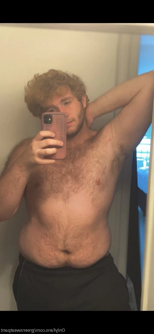 Louis [ greensweatpant ] Onlyfans leaked photo 3375403 on Hotleaks.tv