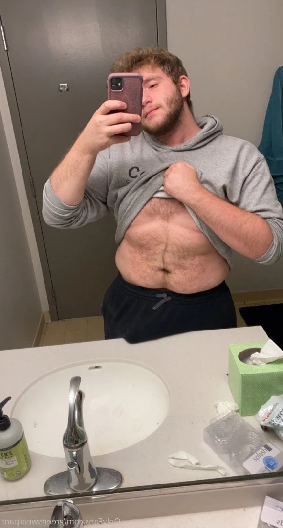 Louis [ greensweatpant ] Onlyfans leaked photo 3375515 on Hotleaks.tv