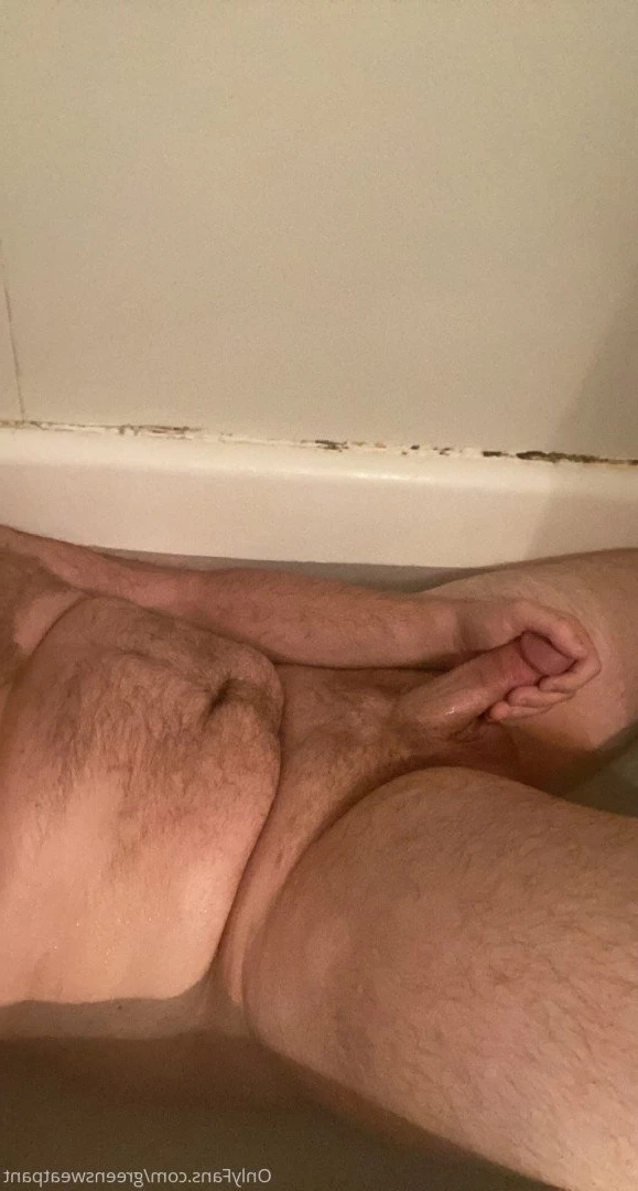 Louis [ greensweatpant ] Onlyfans leaked photo 3375548 on Hotleaks.tv