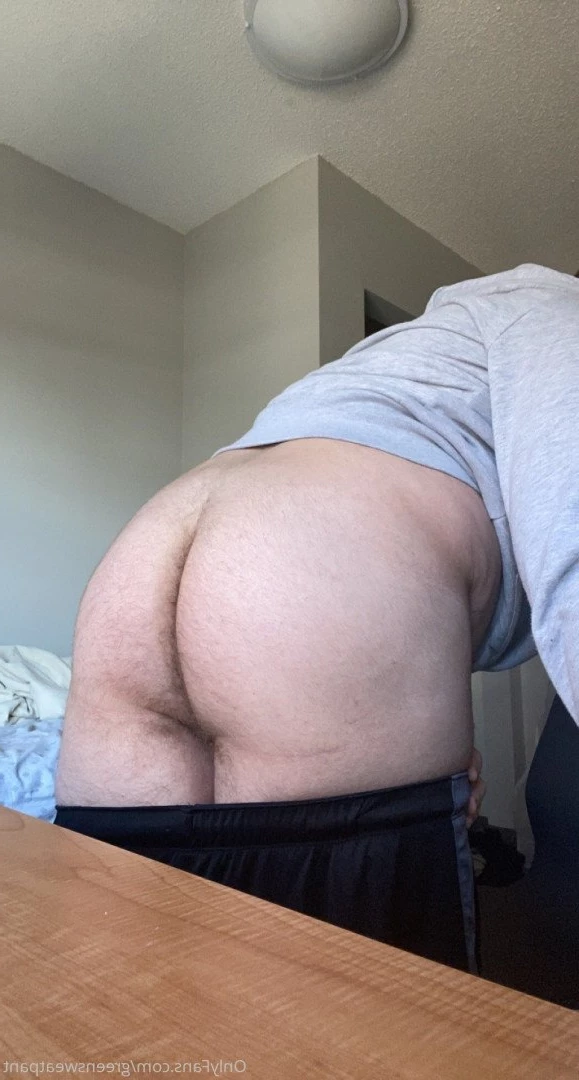 Louis [ greensweatpant ] Onlyfans leaked photo 3375556 on Hotleaks.tv