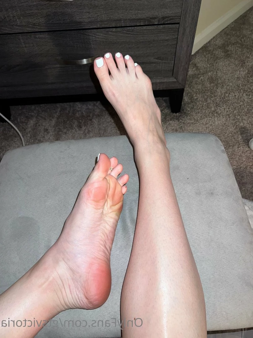 Giantess Goddess Victoria 👑 [ gtsvictoria ] Onlyfans leaked photo 3354359 on Hotleaks.tv