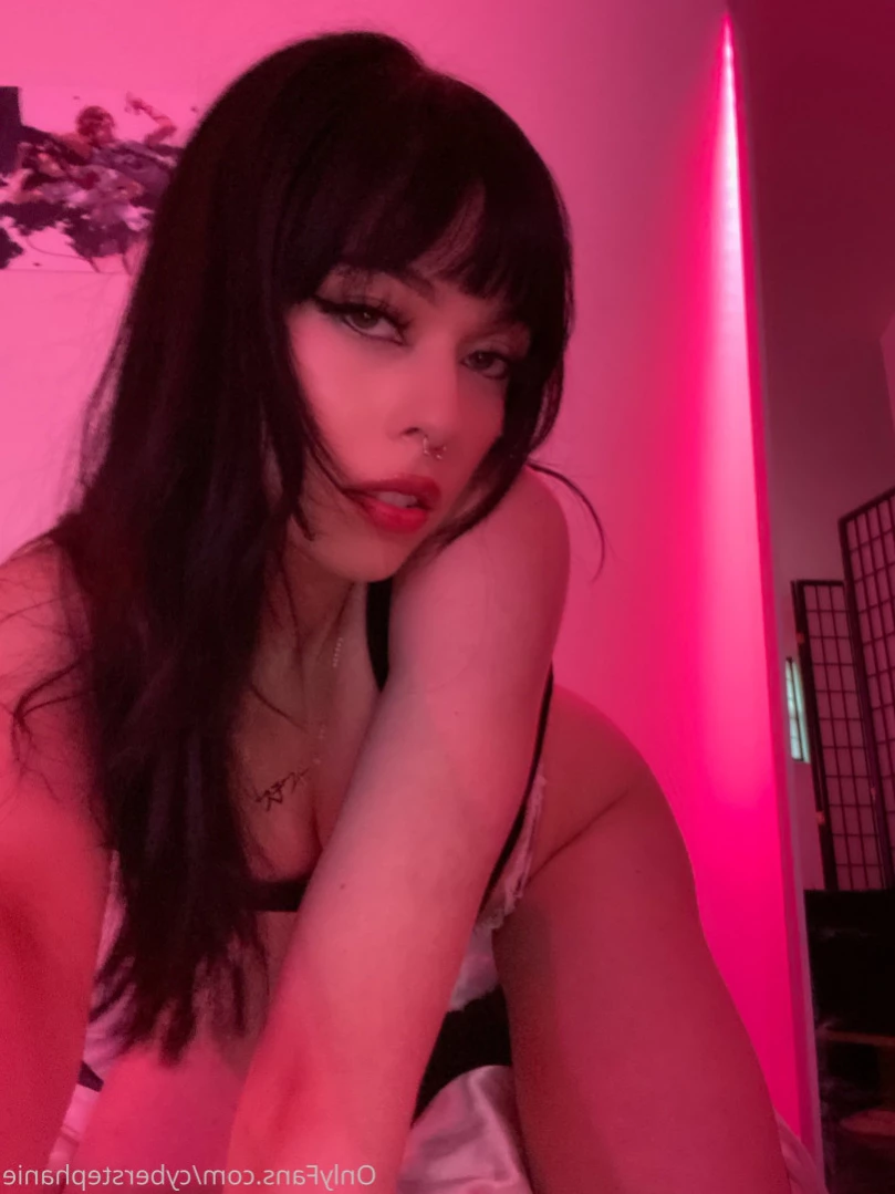 steph [ cyberstephanie ] Onlyfans leaked photo 15887675 on Hotleaks.tv