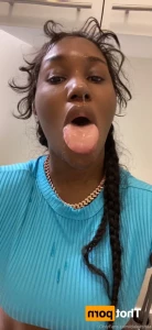 16509716