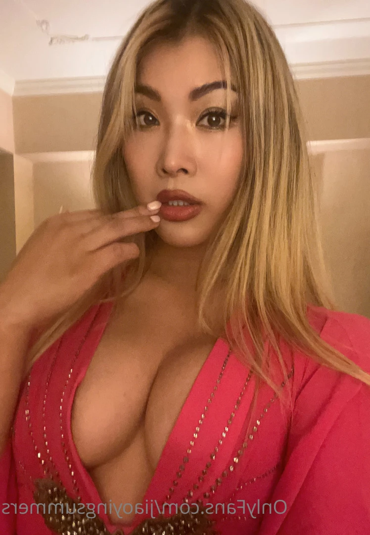 Jiaoying Summers [ jiaoyingsummers ] Onlyfans leaked photo 5919599 on Hotleaks.tv