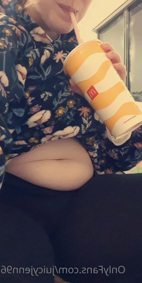 Juicy Jenn [ juicyjenn96 ] Onlyfans leaked photo 7677648 on Hotleaks.tv