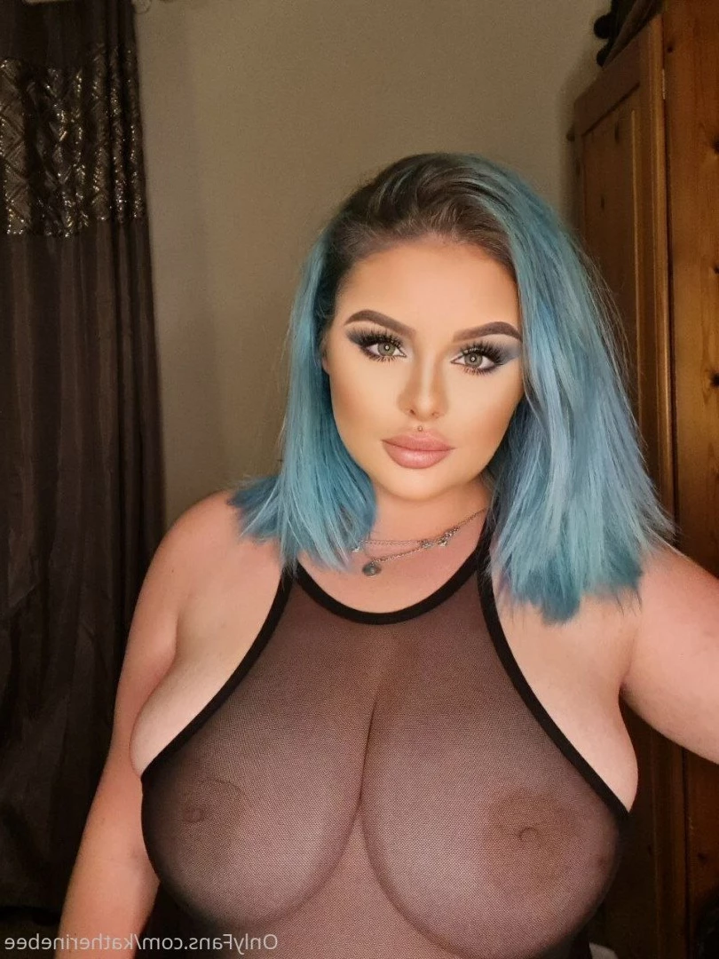 𝐖𝐚𝐧𝐧𝐚 𝐜𝐡𝐚𝐭? 💙𝐊𝐚𝐭𝐡𝐞𝐫𝐢𝐧𝐞 𝐁𝐞𝐞 💙 [ katherinebee ] Onlyfans leaked photo 3217222 on Hotleaks.tv