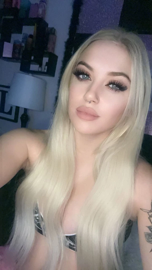 Katie💗 🔝0.33% [ katiewarren18 ] Onlyfans leaked photo 5831867 on Hotleaks.tv