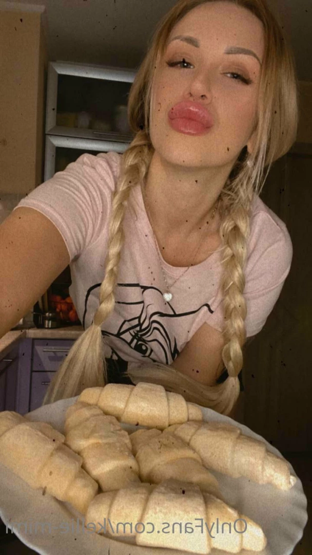 𝐊𝐞𝐥𝐥𝐢𝐞 🍒 𝓣𝓘𝓣𝓢 𝓠𝓤𝓔𝓔𝓝 🍒 [ kellie-mimi ] Onlyfans leaked photo 5910219 on Hotleaks.tv