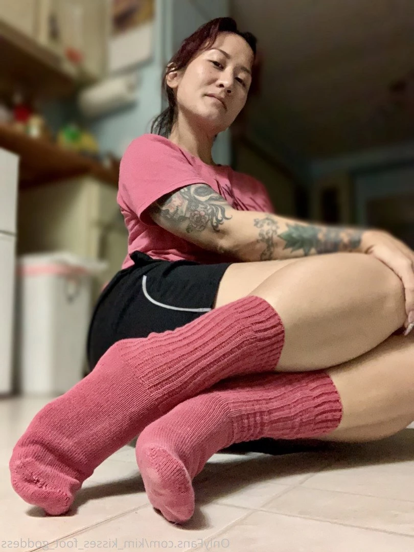 💋Kim Kisses💋 [ kim_kisses_foot_goddess ] Onlyfans leaked photo 3274280 on Hotleaks.tv
