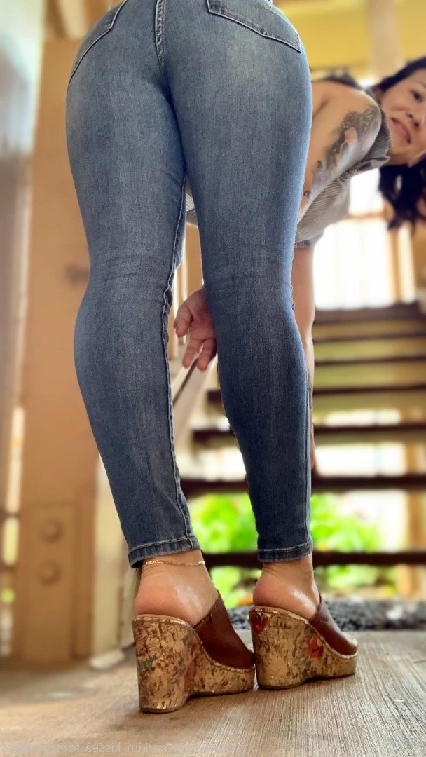 💋Kim Kisses💋 [ kim_kisses_foot_goddess ] Onlyfans leaked photo 3276896 on Hotleaks.tv