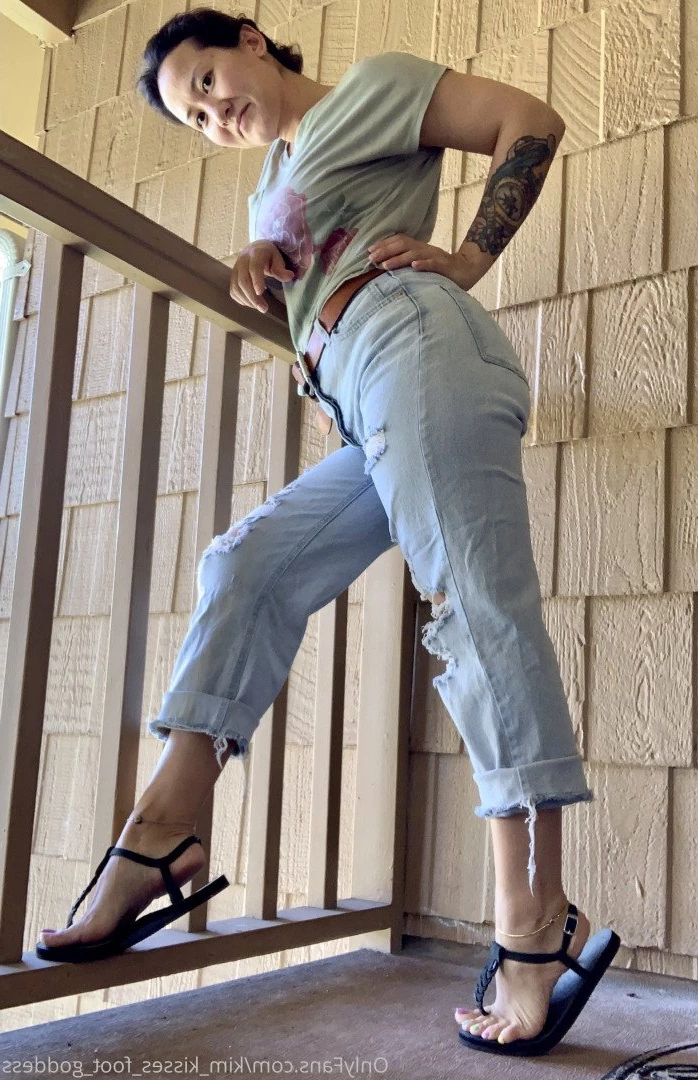 💋Kim Kisses💋 [ kim_kisses_foot_goddess ] Onlyfans leaked photo 3280353 on Hotleaks.tv