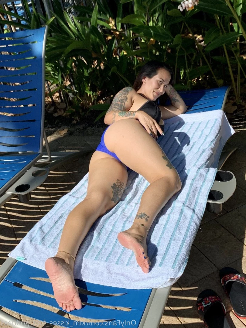 💋Kim Kisses💋 [ kim_kisses_foot_goddess ] Onlyfans leaked photo 3284348 on Hotleaks.tv