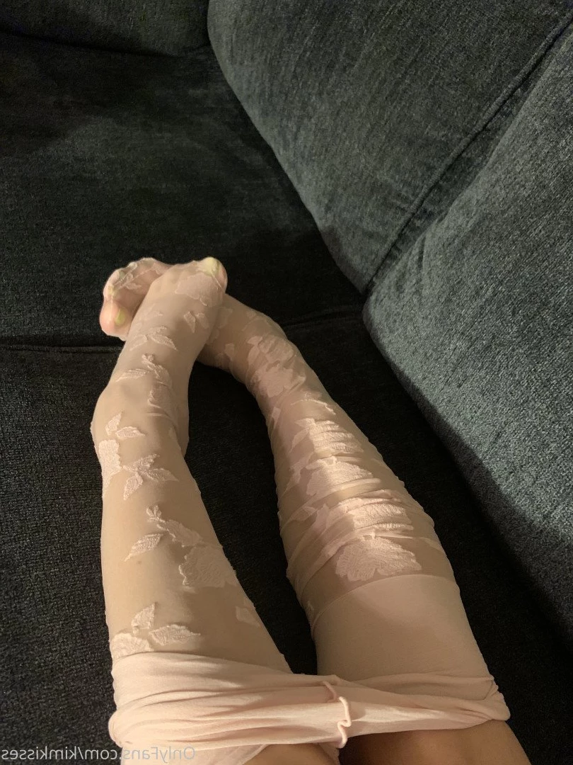 💋Kim Kisses💋 [ kim_kisses_foot_goddess ] Onlyfans leaked photo 3289574 on Hotleaks.tv