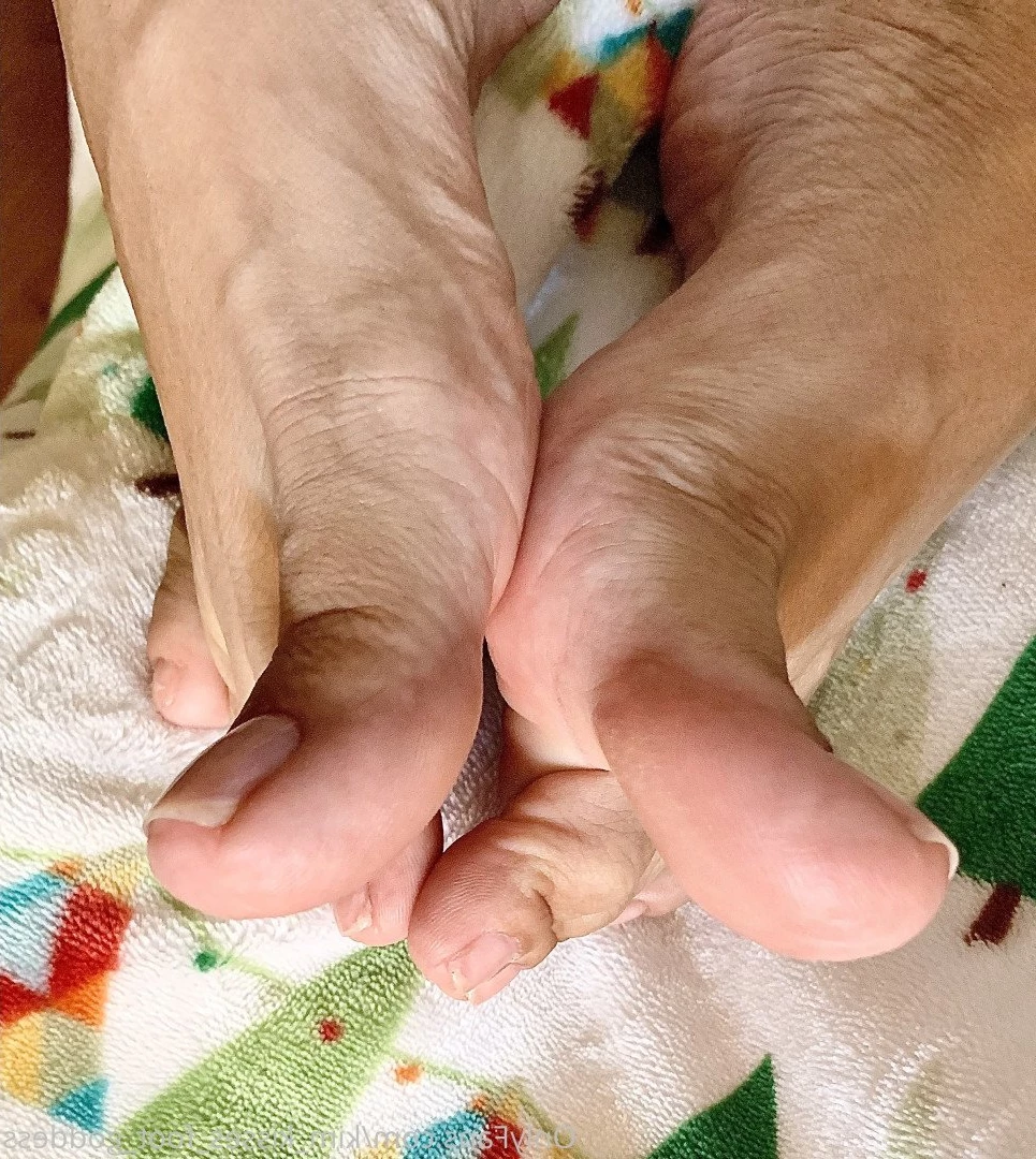 💋Kim Kisses💋 [ kim_kisses_foot_goddess ] Onlyfans leaked photo 3297413 on Hotleaks.tv