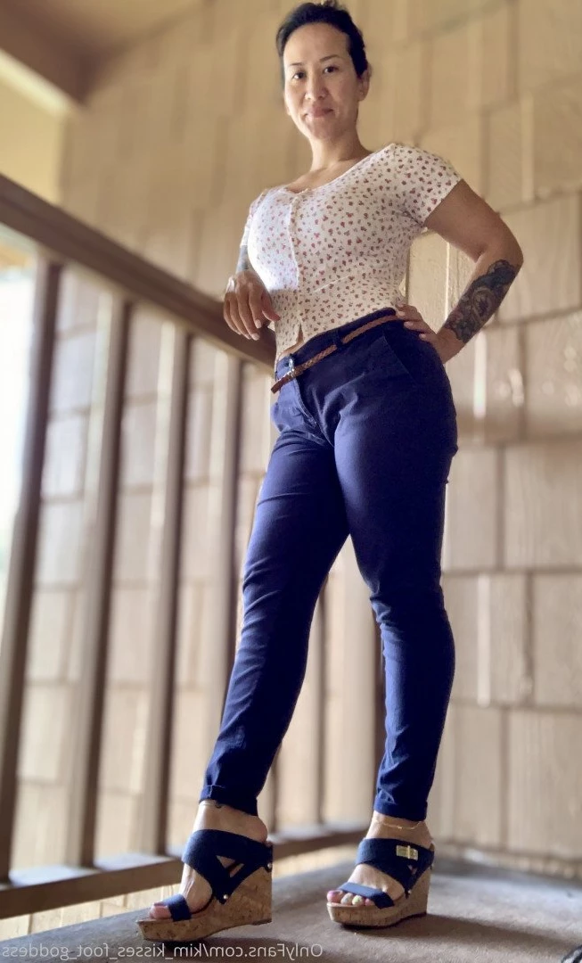 💋Kim Kisses💋 [ kim_kisses_foot_goddess ] Onlyfans leaked photo 3300061 on Hotleaks.tv