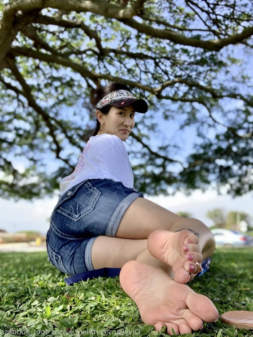💋Kim Kisses💋 [ kim_kisses_foot_goddess ] Onlyfans leaked photo 3302860 on Hotleaks.tv