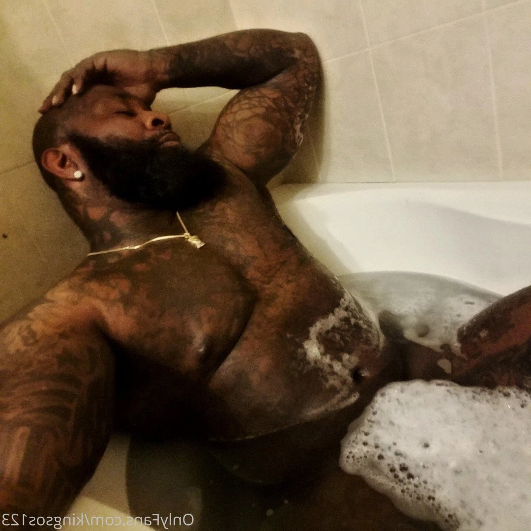KING [ kingsos123 ] Onlyfans leaked photo 3100056 on Hotleaks.tv