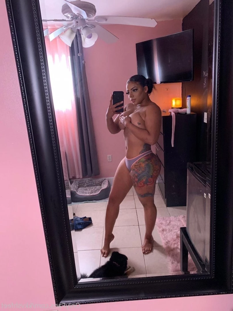 KKVSH FEET 🦶🏼 [ kkvshfeet ] Onlyfans leaked photo 3245084 on Hotleaks.tv