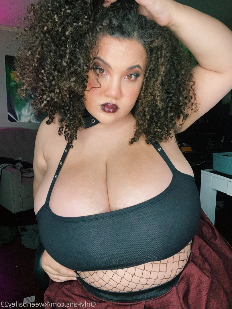 Bailey [ kweenbailey23 ] Onlyfans leaked photo 3453832 on Hotleaks.tv