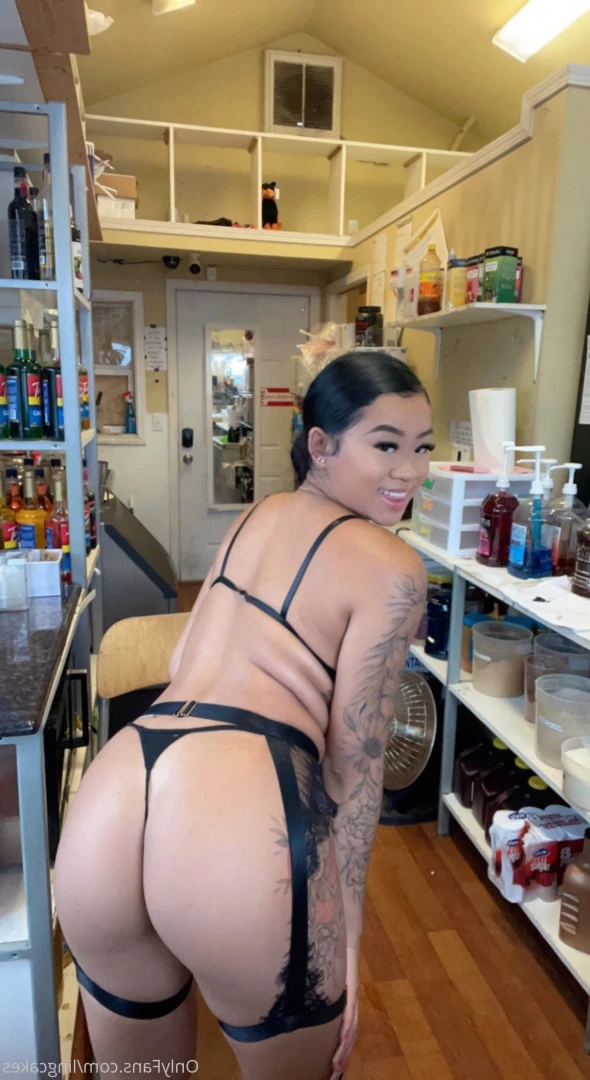 LingCakes 🍰 [ lingcakes ] Onlyfans leaked photo 9421623 on Hotleaks.tv
