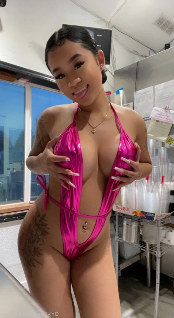 LingCakes 🍰 [ lingcakes ] Onlyfans leaked photo 9425892 on Hotleaks.tv
