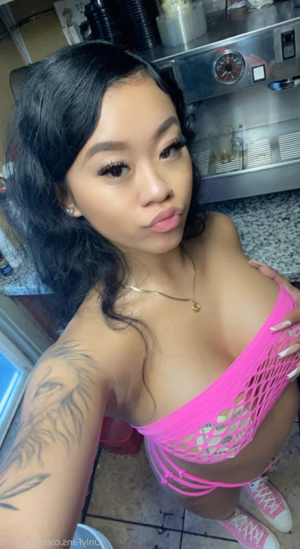 LingCakes 🍰 [ lingcakes ] Onlyfans leaked photo 9428704 on Hotleaks.tv
