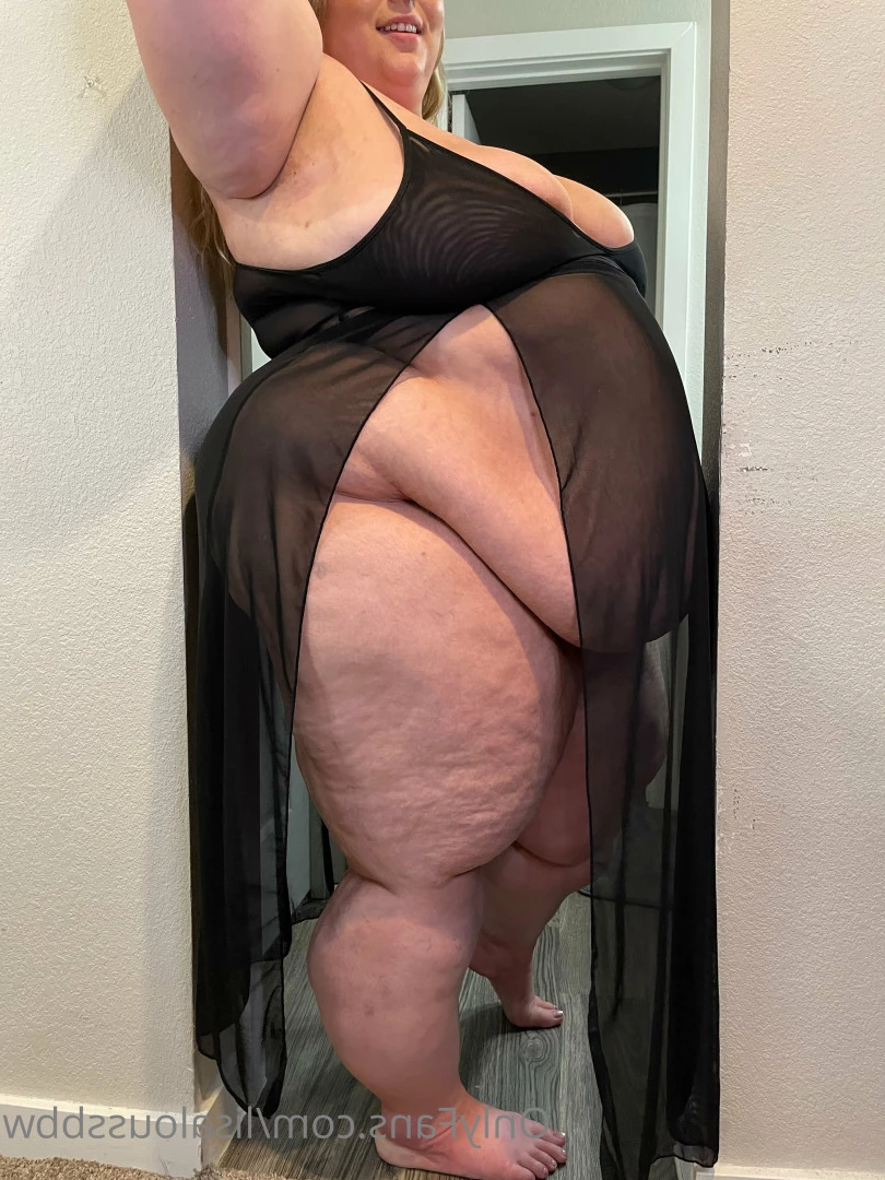 LisaLou [ lisaloussbbw ] Onlyfans leaked photo 6231996 on Hotleaks.tv
