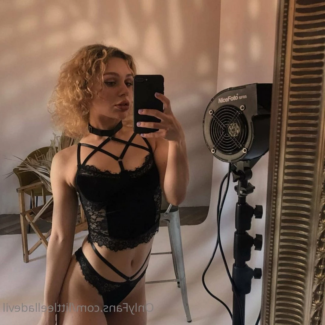 littleelladevil Onlyfans leaked photo 3199644 on Hotleaks.tv
