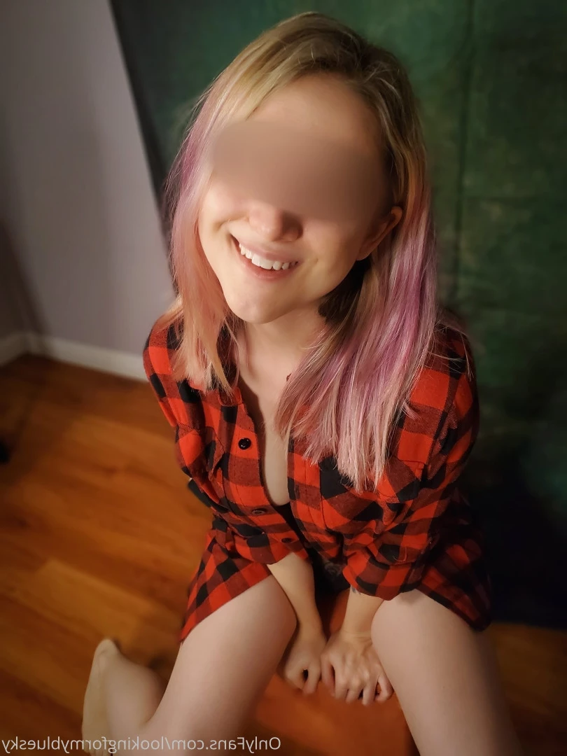 Miss Blue [ lookingformybluesky ] Onlyfans leaked photo 10347964 on Hotleaks.tv