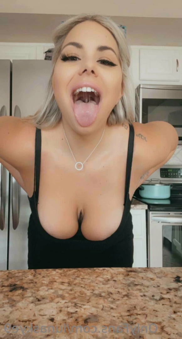 🟢 𝘿𝙤𝙢𝙢𝙚 𝙈𝙞𝙡𝙛 𝙊𝙣𝙡𝙞𝙣𝙚 𝙉𝙤𝙬 🟢 [ lunaskye9 ] Onlyfans leaked photo 13149423 on Hotleaks.tv