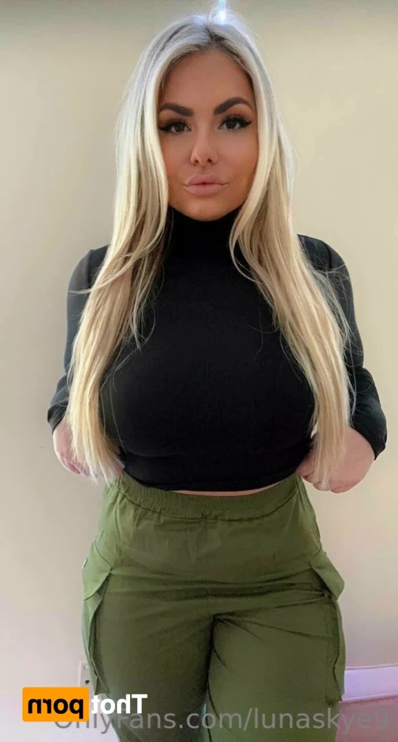 🟢 𝘿𝙤𝙢𝙢𝙚 𝙈𝙞𝙡𝙛 𝙊𝙣𝙡𝙞𝙣𝙚 𝙉𝙤𝙬 🟢 [ lunaskye9 ] Onlyfans leaked photo 13153767 on Hotleaks.tv