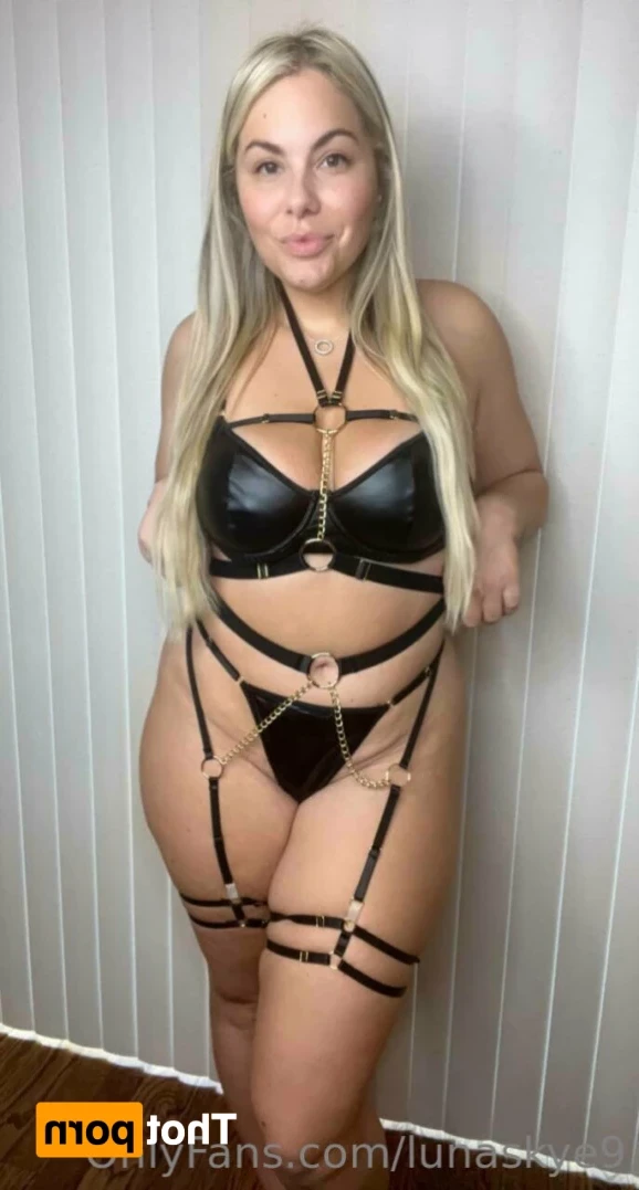 🟢 𝘿𝙤𝙢𝙢𝙚 𝙈𝙞𝙡𝙛 𝙊𝙣𝙡𝙞𝙣𝙚 𝙉𝙤𝙬 🟢 [ lunaskye9 ] Onlyfans leaked photo 14703891 on Hotleaks.tv