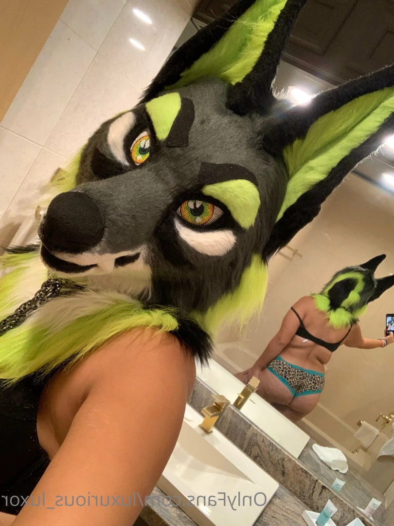 Lux 💚🖤🤍 [ luxurious_luxor ] Onlyfans leaked photo 6037769 on Hotleaks.tv