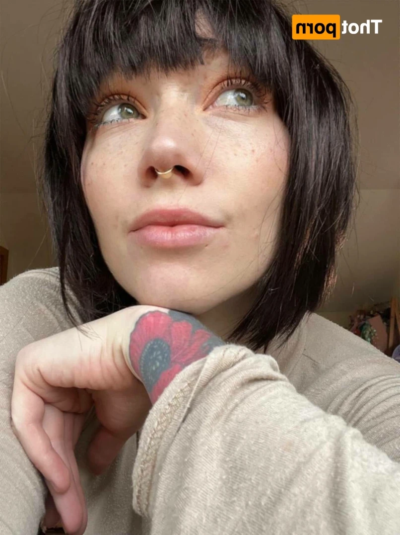 𝓈𝓂𝒶𝓁𝓁 𝓉𝒾𝓉𝓉𝓎 𝕘𝕠𝕥𝕙 𝕘𝕚𝕣𝕝𝕗𝕣𝕚𝕖𝕟𝕕 🦇 [ matildassecret ] Onlyfans leaked photo 11590359 on Hotleaks.tv