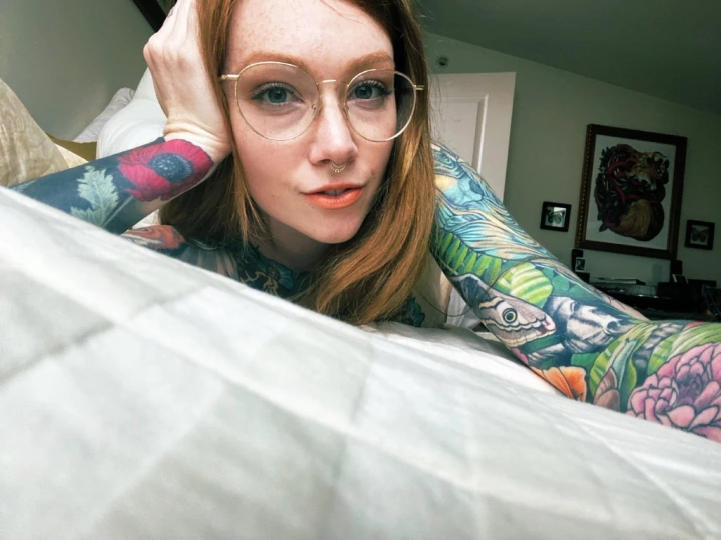 𝓈𝓂𝒶𝓁𝓁 𝓉𝒾𝓉𝓉𝓎 𝕘𝕠𝕥𝕙 𝕘𝕚𝕣𝕝𝕗𝕣𝕚𝕖𝕟𝕕 🦇 [ matildassecret ] Onlyfans leaked photo 12334792 on Hotleaks.tv