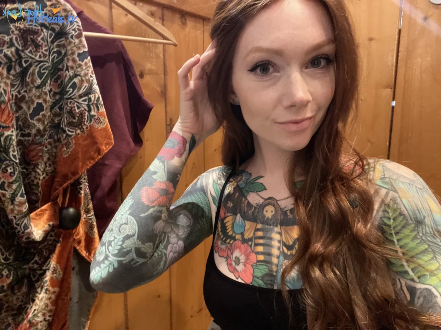 𝓈𝓂𝒶𝓁𝓁 𝓉𝒾𝓉𝓉𝓎 𝕘𝕠𝕥𝕙 𝕘𝕚𝕣𝕝𝕗𝕣𝕚𝕖𝕟𝕕 🦇 [ matildassecret ] Onlyfans leaked photo 13402761 on Hotleaks.tv