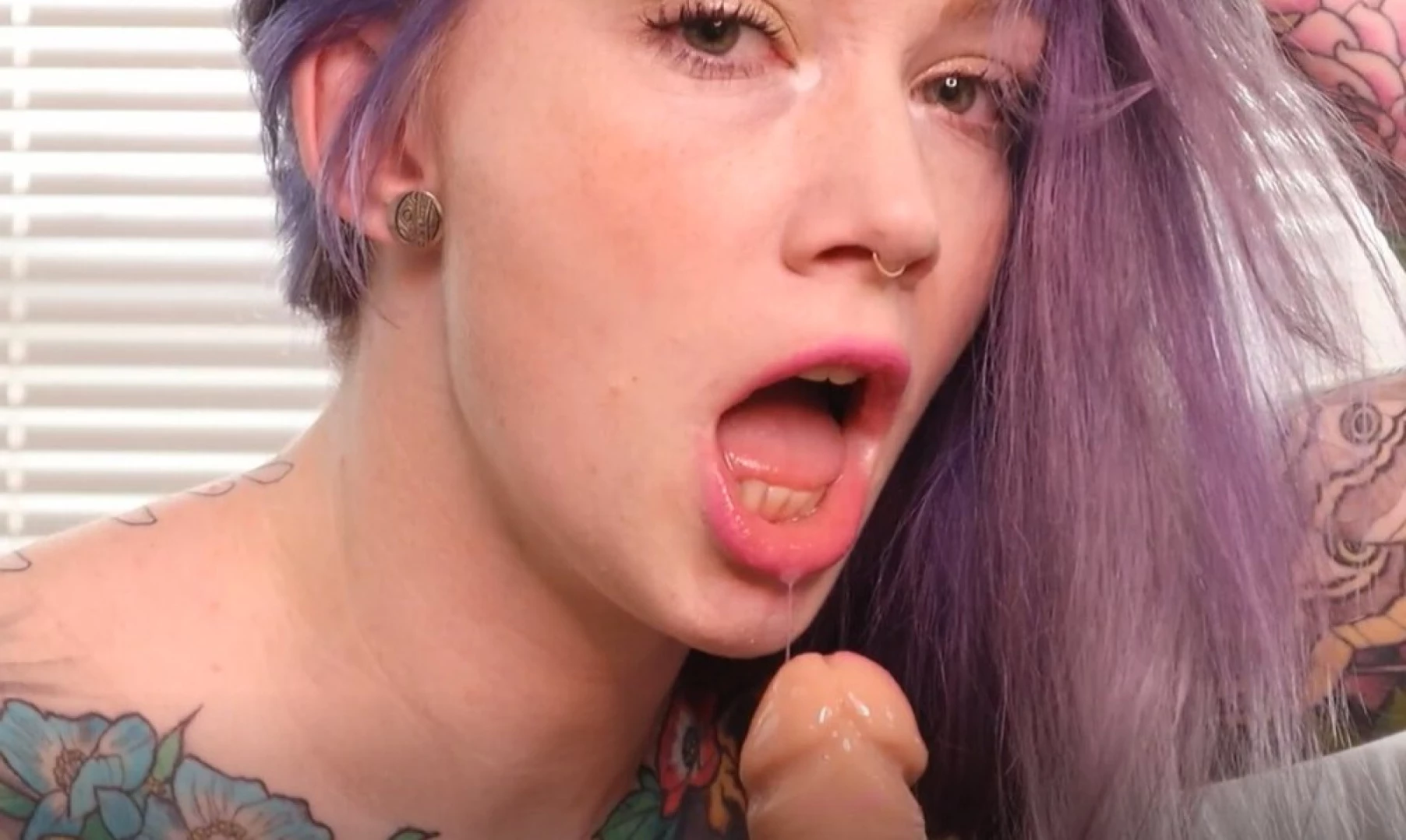 𝓈𝓂𝒶𝓁𝓁 𝓉𝒾𝓉𝓉𝓎 𝕘𝕠𝕥𝕙 𝕘𝕚𝕣𝕝𝕗𝕣𝕚𝕖𝕟𝕕 🦇 [ matildassecret ] Onlyfans leaked photo 13657835 on Hotleaks.tv