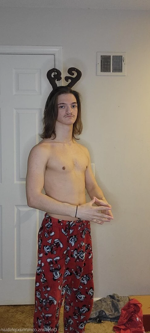 Boy Toy Maxwell [ maxiphibian ] Onlyfans leaked photo 3068326 on Hotleaks.tv